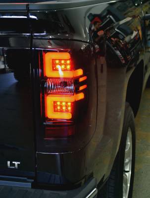 Recon Lighting - Chevy Silverado 14-17 1500/2500/3500 (Fits 3rd GEN All Body Styles Chevy Silverado & GMC Sierra 15-17 Dually ONLY) LED TAIL LIGHTS - Smoked Lens - Image 3